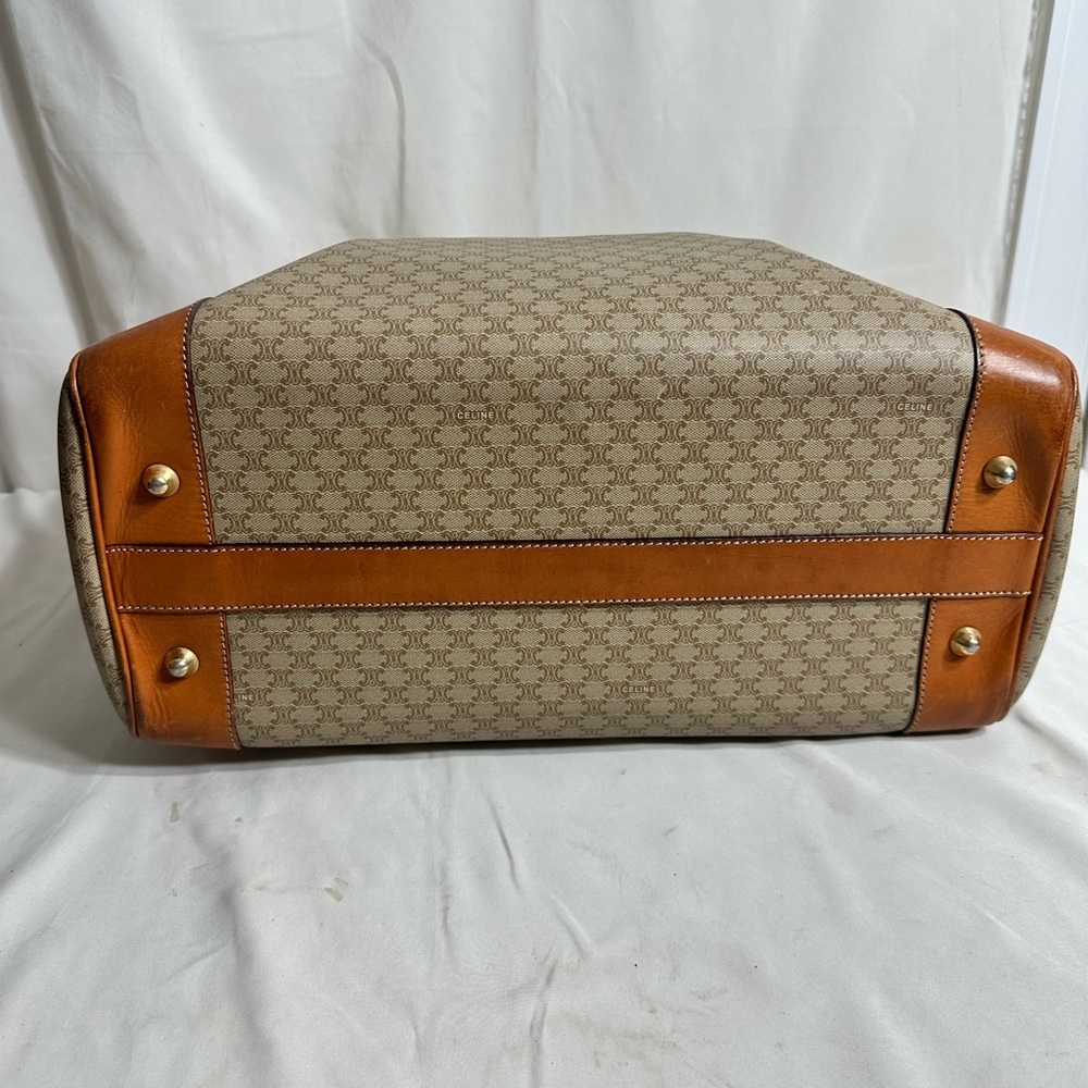 Celine Handbag - Picture 4 of 10